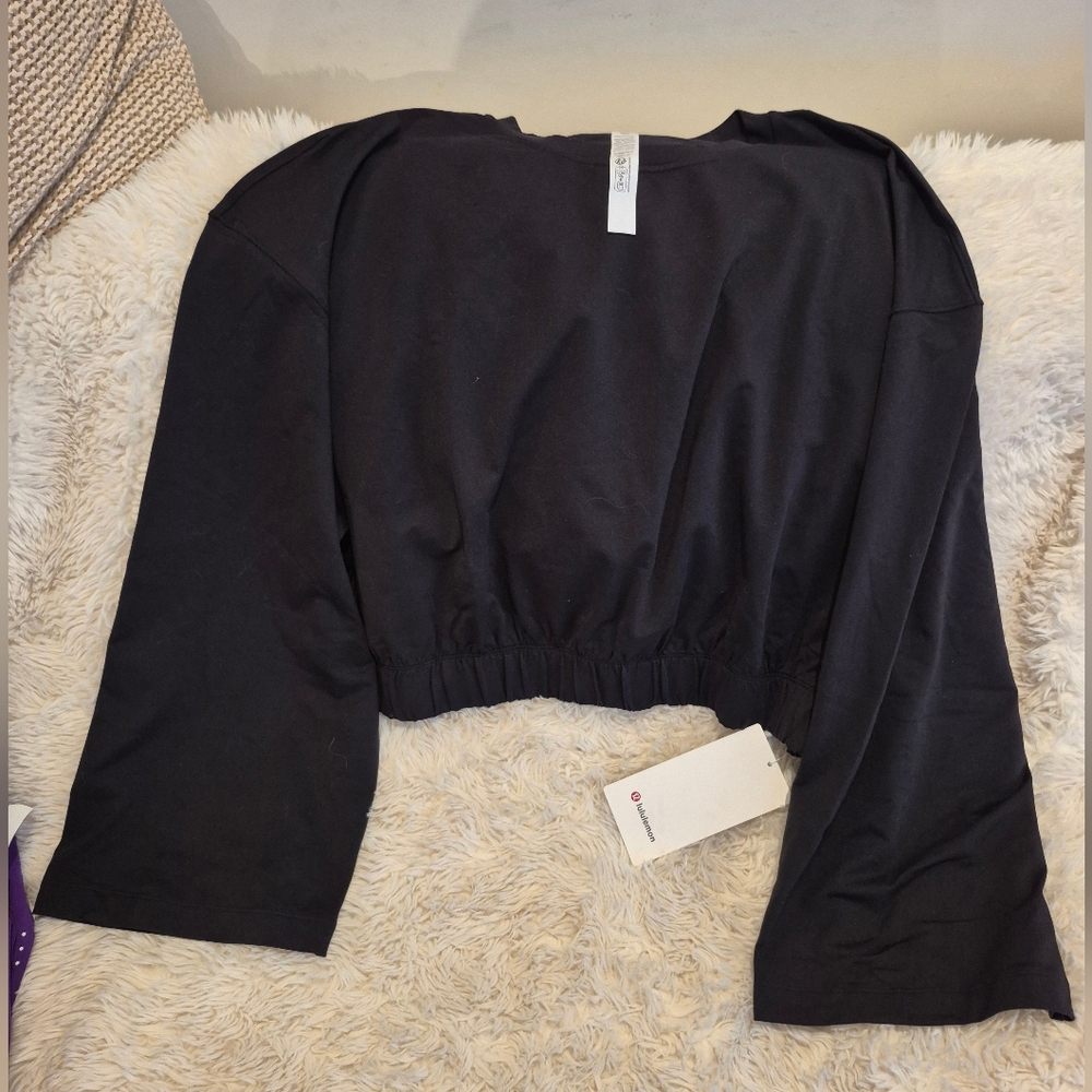 Lululemon Soft Jersey Relaxed Top - Picture 2 of 9